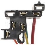 Order Connecteur de Inverseur Route-Croisement
 by BLUE STREAK (HYGRADE MOTOR) - S606 For Your Vehicle