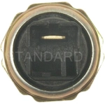 Order Transmetteur ou interrupteur de pression d'huile pour la lumière by STANDARD/T-SERIES - PS168T For Your Vehicle