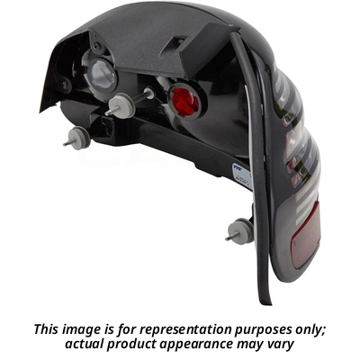 Driver Side Inner Taillamp Assembly - GM2802103 1