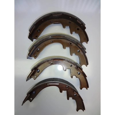 Rear New Brake Shoes by PROMAX - 12-581R pa1